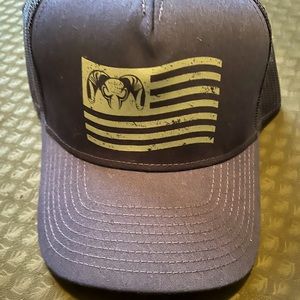 Kuiu hat